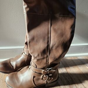 AZ Moore Brown Heeled Boots